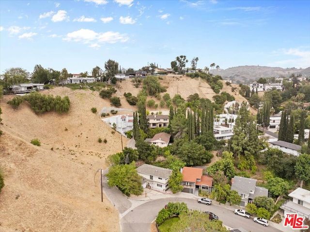 4635 Esparto Street, Woodland Hills, CA 91364