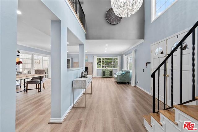 4635 Esparto Street, Woodland Hills, CA 91364
