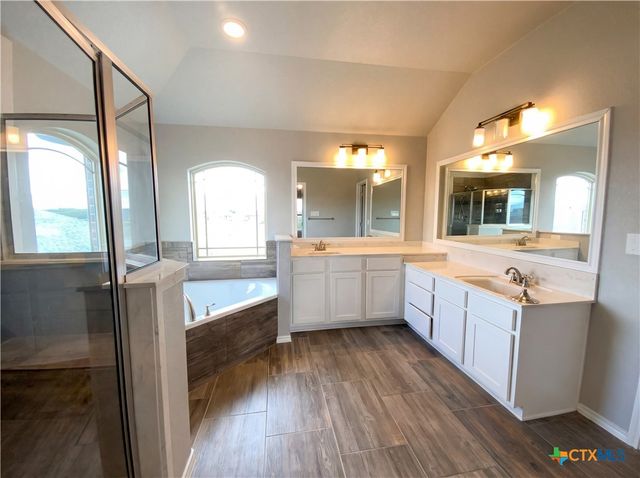 112 Antelope Circle, Kempner, TX 76539