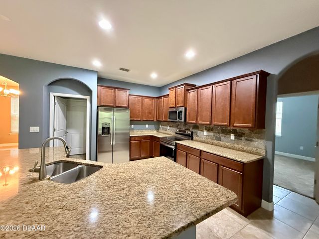 335 River Vale Lane, Ormond Beach, FL 32174