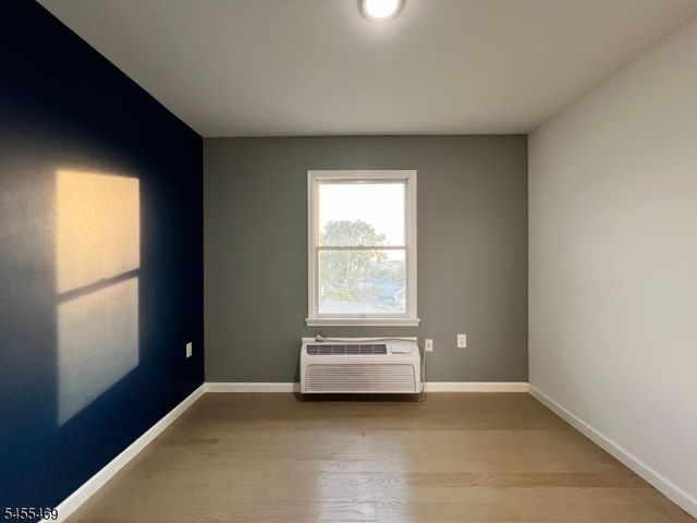 614 Fairview Ave, Fairview Boro, NJ 07022