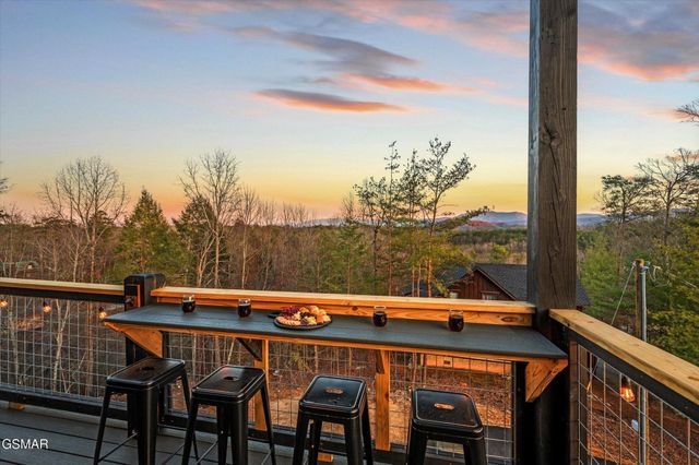 1518 Bear Valley Road, Sevierville, TN 37876