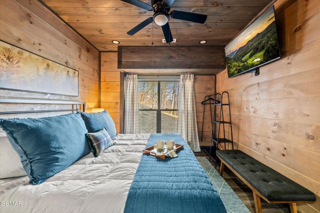 1518 Bear Valley Road, Sevierville, TN 37876
