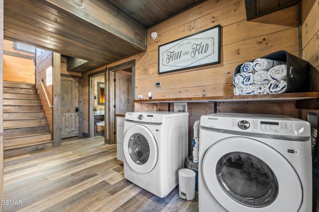 1518 Bear Valley Road, Sevierville, TN 37876
