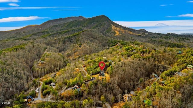 1518 Bear Valley Road, Sevierville, TN 37876