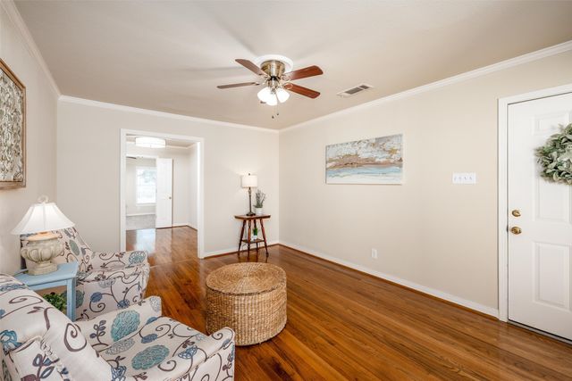 853 Holly Drive, Garland, TX 75040