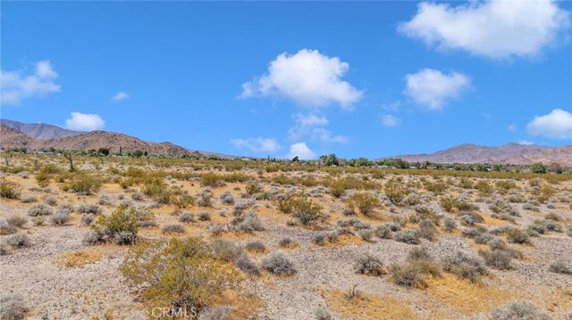 4501725 Crystal Creek, Lucerne Valley, CA 92356
