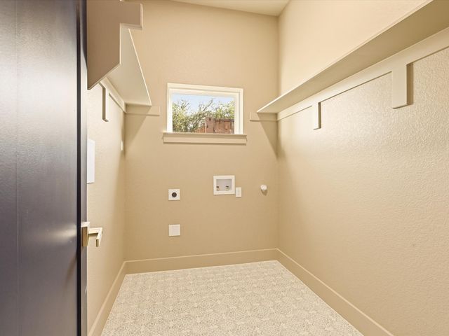 2326 Dathe Street, Dallas, TX 75215