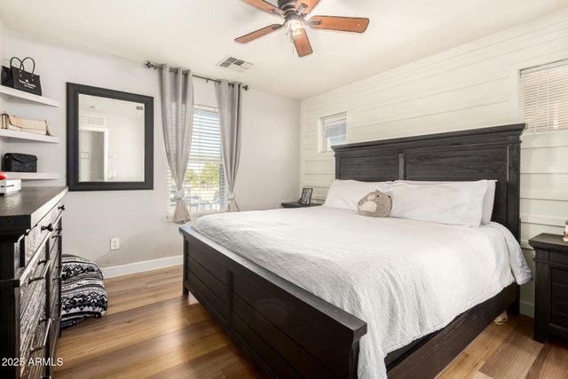 6609 W JOHNSON Street, Phoenix, AZ 85043