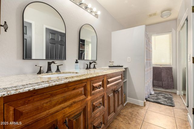 6609 W JOHNSON Street, Phoenix, AZ 85043