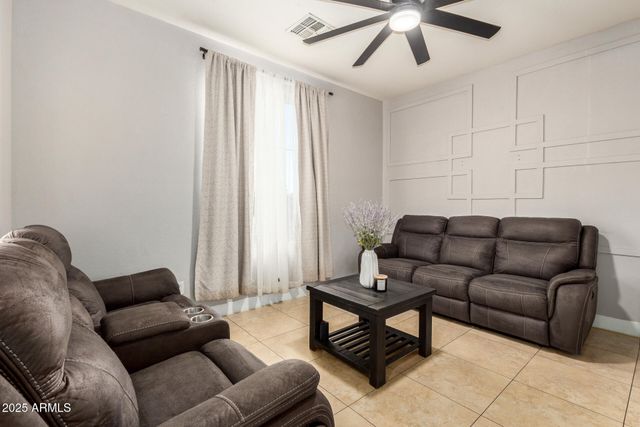 6609 W JOHNSON Street, Phoenix, AZ 85043