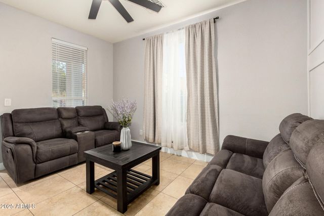 6609 W JOHNSON Street, Phoenix, AZ 85043