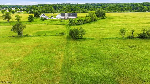 10803 Kile Road, Chardon, OH 44024