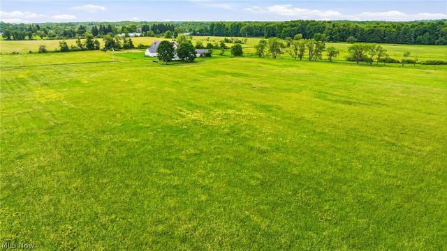 10803 Kile Road, Chardon, OH 44024
