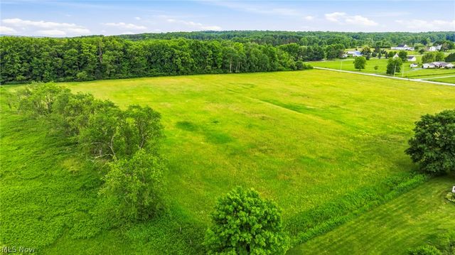 10803 Kile Road, Chardon, OH 44024