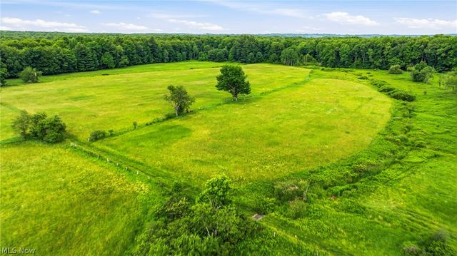 10803 Kile Road, Chardon, OH 44024
