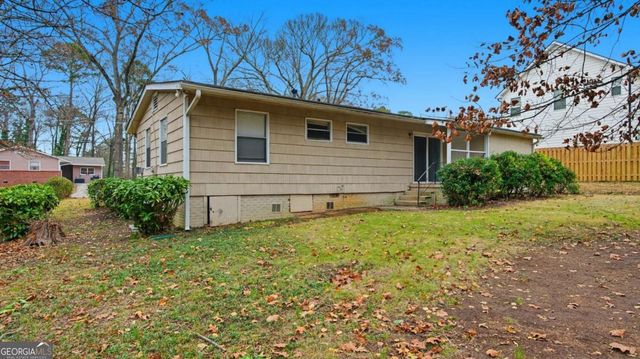 5213 Heather Lane, Atlanta, GA 30349