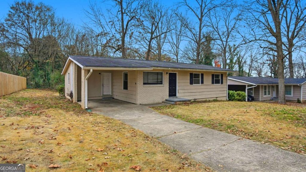 5213 Heather Lane, Atlanta, GA 30349