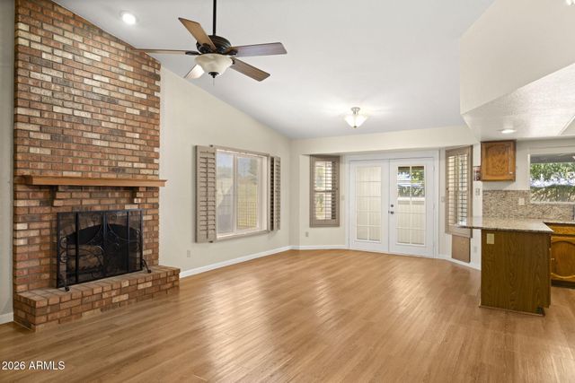 3314 W TOPEKA Drive, Phoenix, AZ 85027