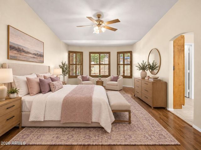 3314 W TOPEKA Drive, Phoenix, AZ 85027