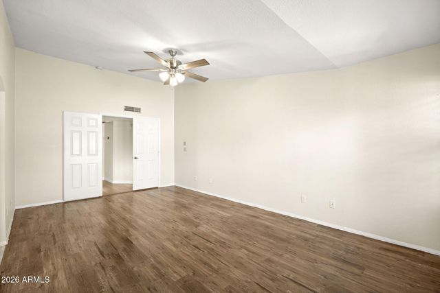 3314 W TOPEKA Drive, Phoenix, AZ 85027