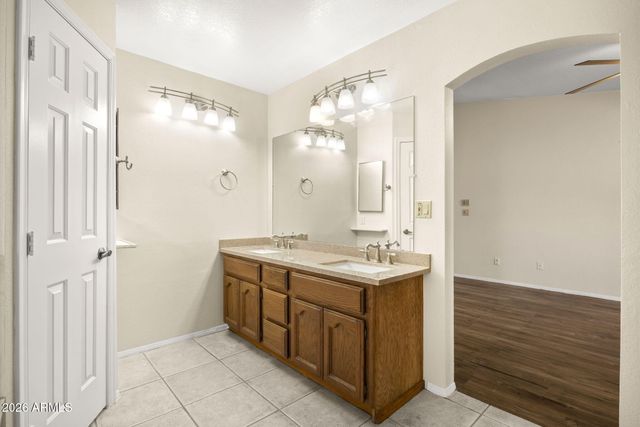 3314 W TOPEKA Drive, Phoenix, AZ 85027