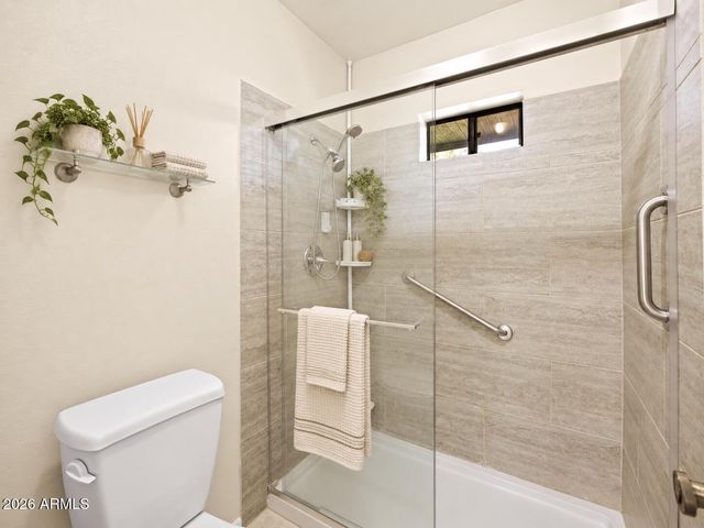 3314 W TOPEKA Drive, Phoenix, AZ 85027