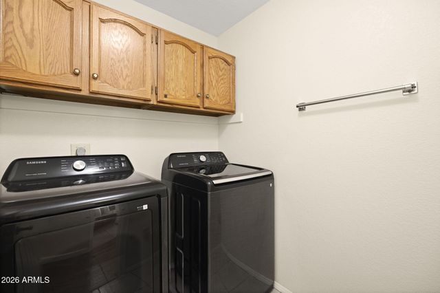 3314 W TOPEKA Drive, Phoenix, AZ 85027