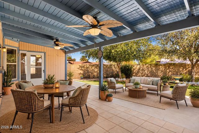 3314 W TOPEKA Drive, Phoenix, AZ 85027