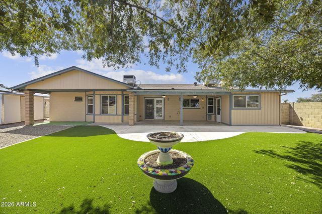 3314 W TOPEKA Drive, Phoenix, AZ 85027