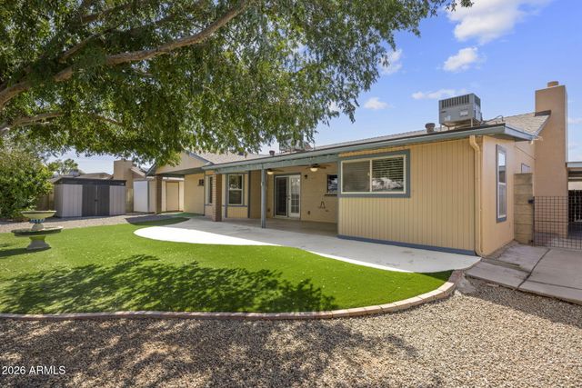 3314 W TOPEKA Drive, Phoenix, AZ 85027