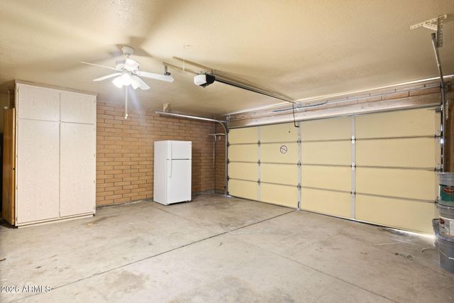 3314 W TOPEKA Drive, Phoenix, AZ 85027