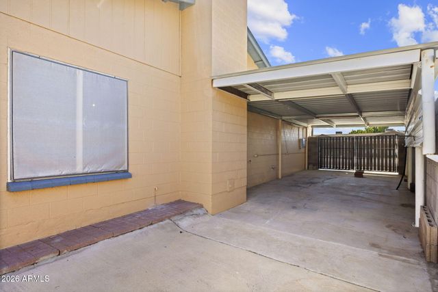 3314 W TOPEKA Drive, Phoenix, AZ 85027