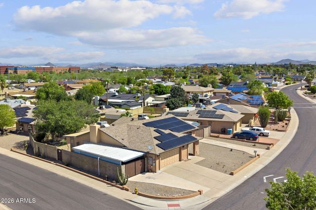 3314 W TOPEKA Drive, Phoenix, AZ 85027