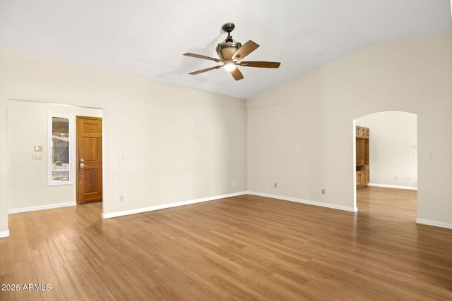 3314 W TOPEKA Drive, Phoenix, AZ 85027