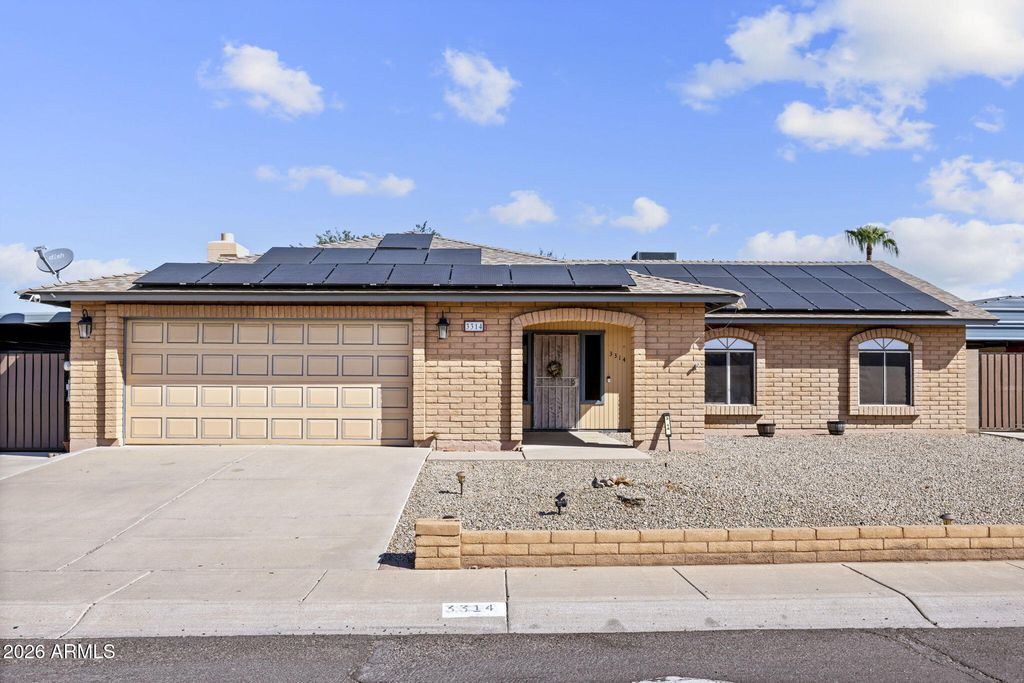 3314 W TOPEKA Drive, Phoenix, AZ 85027