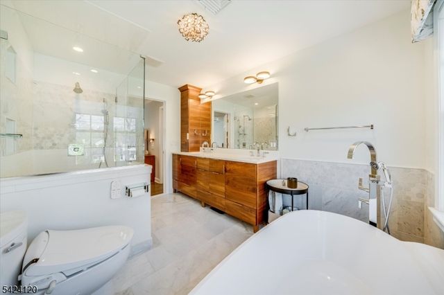 95 Silver Spring Rd, Millburn Twp., NJ 07078