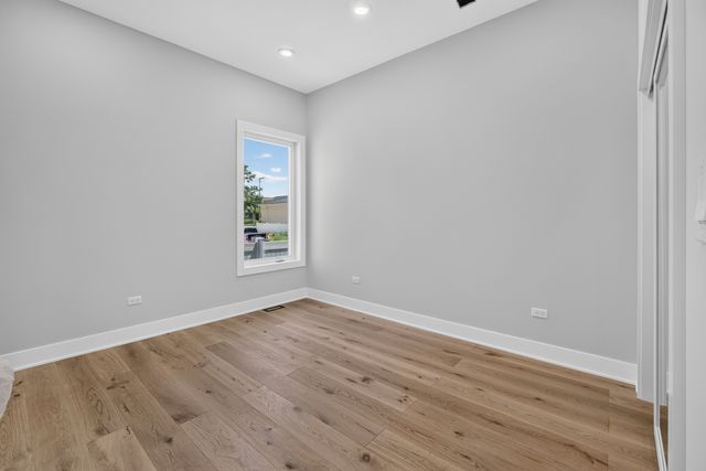 8313 W Church Street, Niles, IL 60714