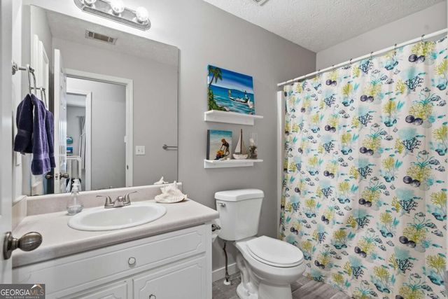 16 Hames Point, Adairsville, GA 30103