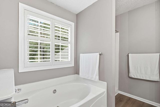16 Hames Point, Adairsville, GA 30103