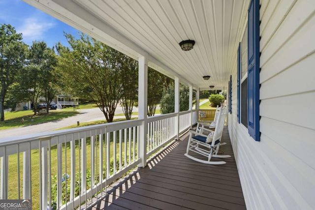 16 Hames Point, Adairsville, GA 30103