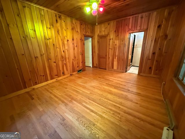 998 Highland Circle SE, Conyers, GA 30012