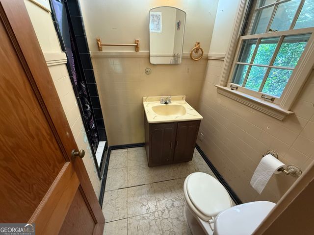 998 Highland Circle SE, Conyers, GA 30012