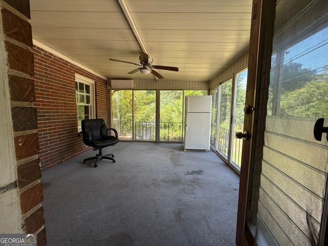 998 Highland Circle SE, Conyers, GA 30012