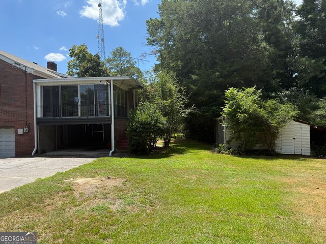998 Highland Circle SE, Conyers, GA 30012