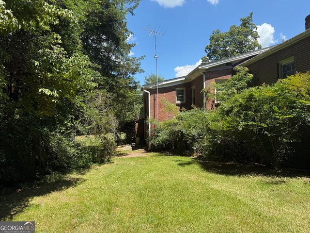 998 Highland Circle SE, Conyers, GA 30012