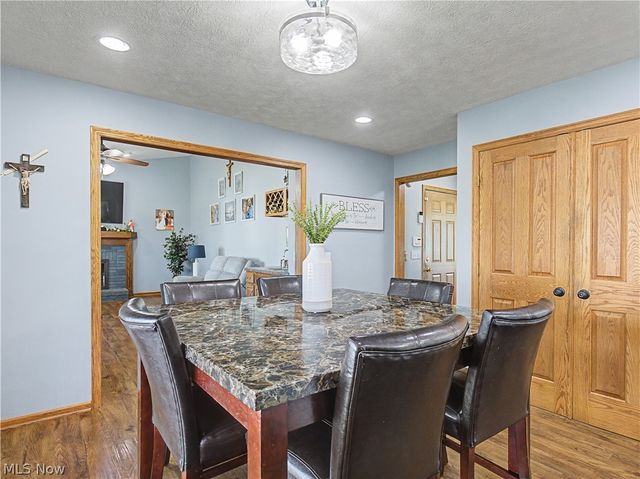 1509 New England Drive SE, North Canton, OH 44720