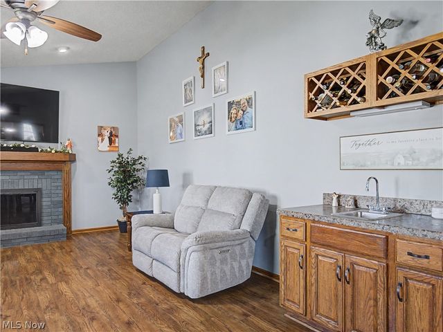 1509 New England Drive SE, North Canton, OH 44720