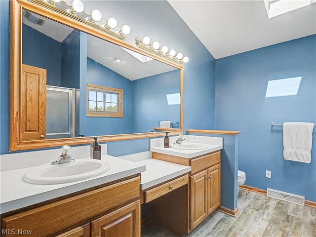 1509 New England Drive SE, North Canton, OH 44720