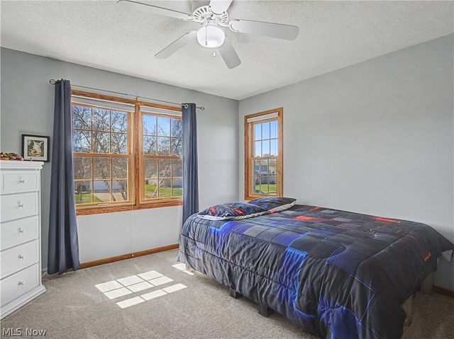 1509 New England Drive SE, North Canton, OH 44720